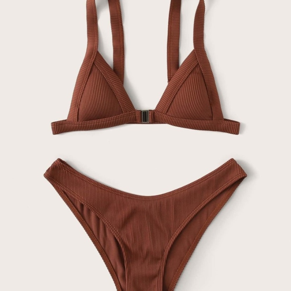Shein brown bikini set. Size medium. Brand new.